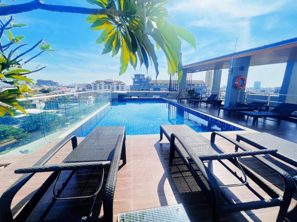 Honey Boutique Hotel Pattaya Ngoại thất bức ảnh